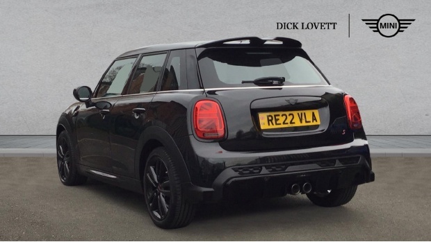 Mini Hatch Cooper S Sport Steptronic Euro 6 RE22VLA Black #2