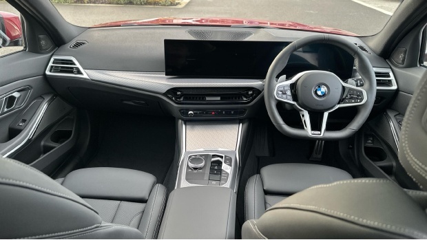 BMW 3 Series 320I M Sport Touring Euro 6 WO75OTL Red #4