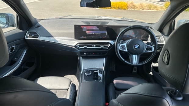 BMW 3 Series 320I M Sport Touring Euro 6 HF72GGJ Grey #4