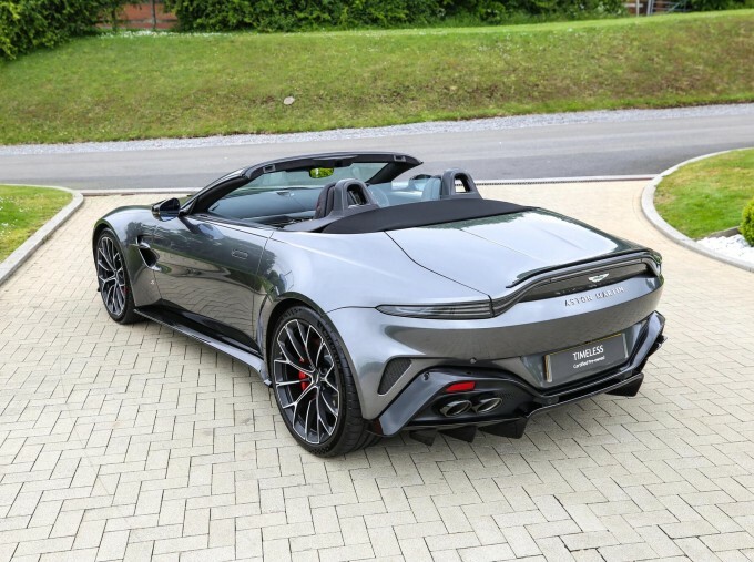 Aston Martin Vantage V8 S Roadster Euro 6 Silver