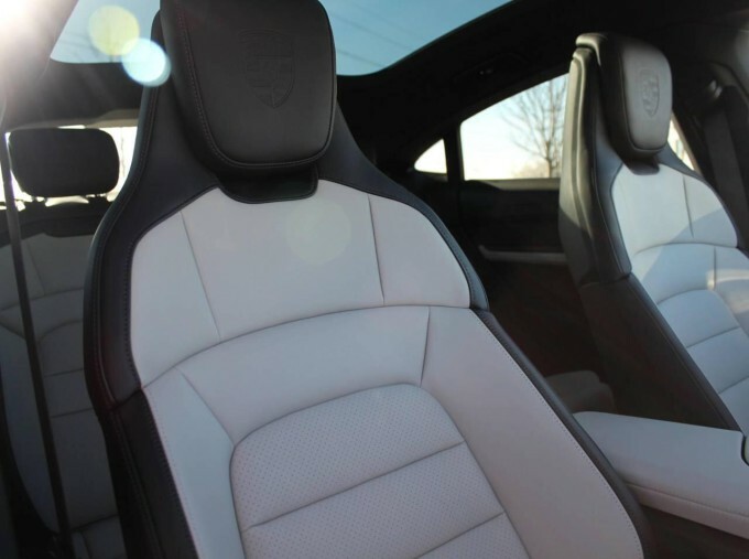 Porsche Taycan Performance Plus 105Kwh Black Edition 4S 11Kw Cha Green #5