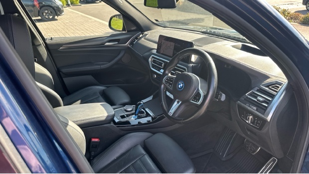 BMW iX3 80Kwh M Sport Pro AV22MHY Blue #6