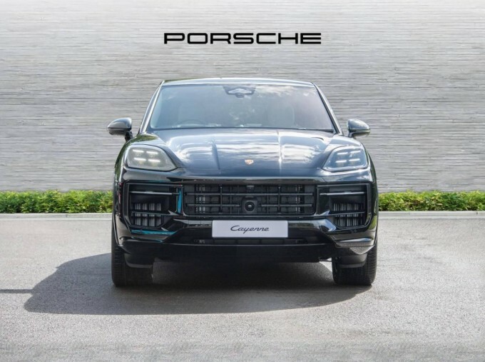 Porsche Cayenne V6 E-hybrid 25.9Kwh Black Edition Tiptronics Euro Black #6