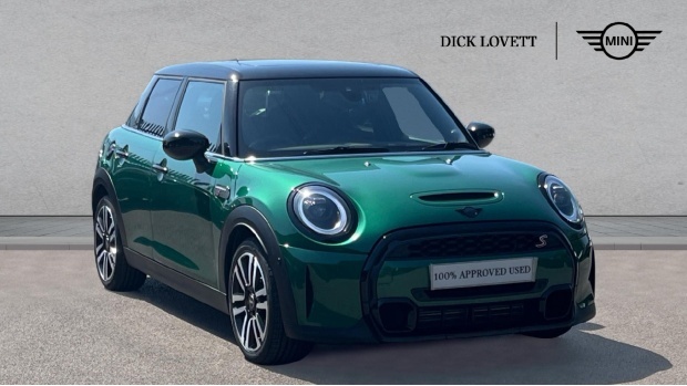 Mini Hatch Cooper S Exclusive Steptronic Euro 6 Green