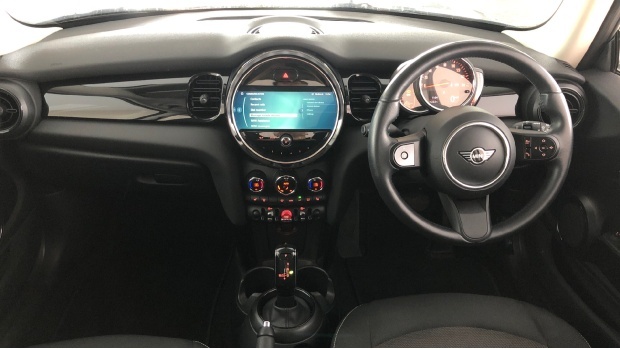 Mini Hatch Cooper Classic Steptronic Euro 6 GD21WRN Grey #4
