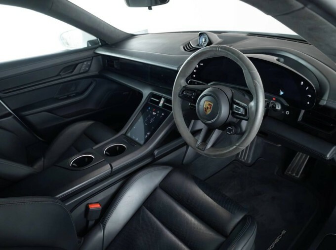 Porsche Taycan Performance Plus 93.4Kwh Gts Sport Turismo 11Kw C EF73FJE White #4