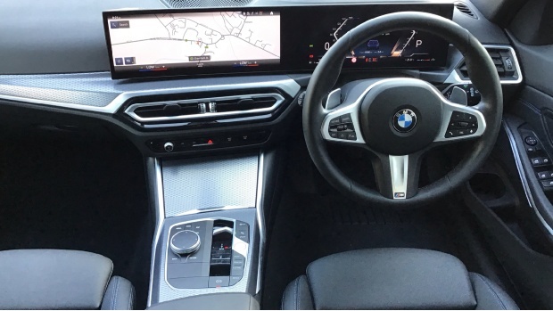 BMW 3 Series 320I M Sport Touring Euro 6 OV74CHZ Blue #5