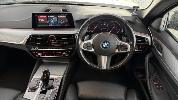 BMW 5 Series 540I Gpf M Sport Touring Xdrive Euro 6 Blue #5