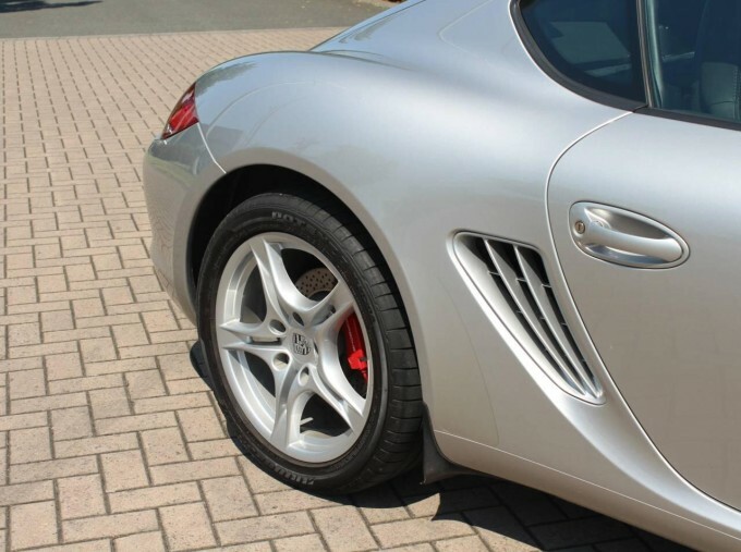 Porsche Cayman 24V - Low Silver #16