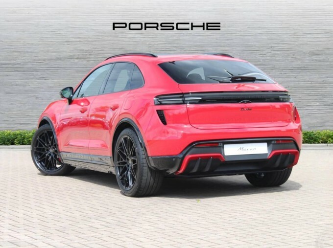Porsche Macan 100Kwh Turbo Red #2