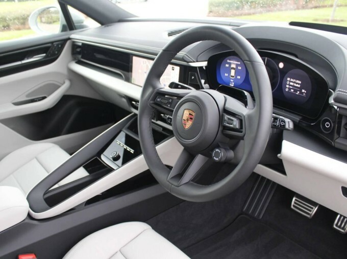 Porsche Macan 100Kwh 4S WX26VAD #4
