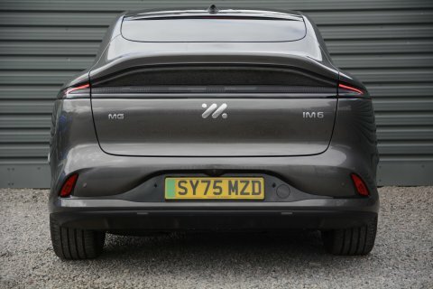 MG IM6 100Kwh Launch Edition SY75MZD Silver #6