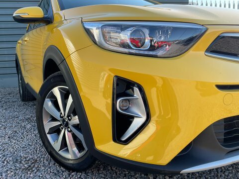 Kia Stonic 1.0 T-gdi 99 SX23AOD Yellow #2