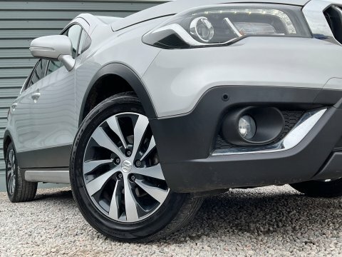 Suzuki S Cross S-cross Hatchback White #2