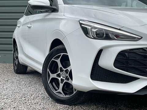 MG MG3 1.5 Hybrid Se CA74ZSF White #2