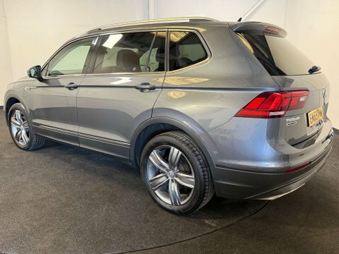 Volkswagen Tiguan Allspace Match Tdi 4Motion EA69TVW Grey #3
