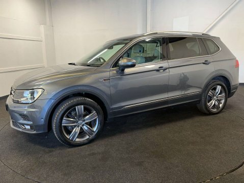 Volkswagen Tiguan Allspace Match Tdi 4Motion EA69TVW Grey #2