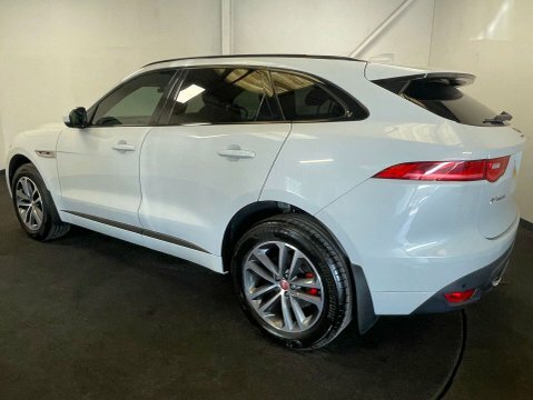 Jaguar F-Pace 2.0 F-pace R-sport OY18CXJ White #3