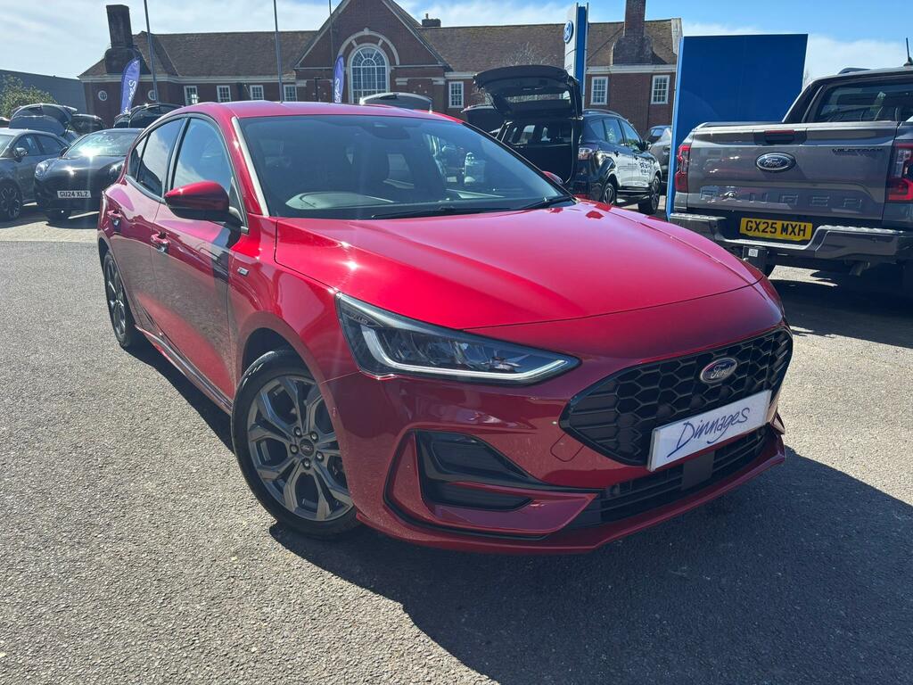 Ford Focus 1.0T Ecoboost Mhev St-line Hatchback Hy Red