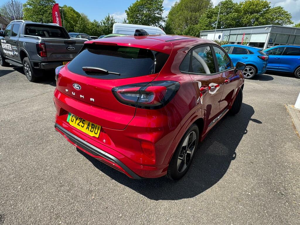 Ford Puma Standard Range 43Kwh Select Suv GY25ABU Red #3