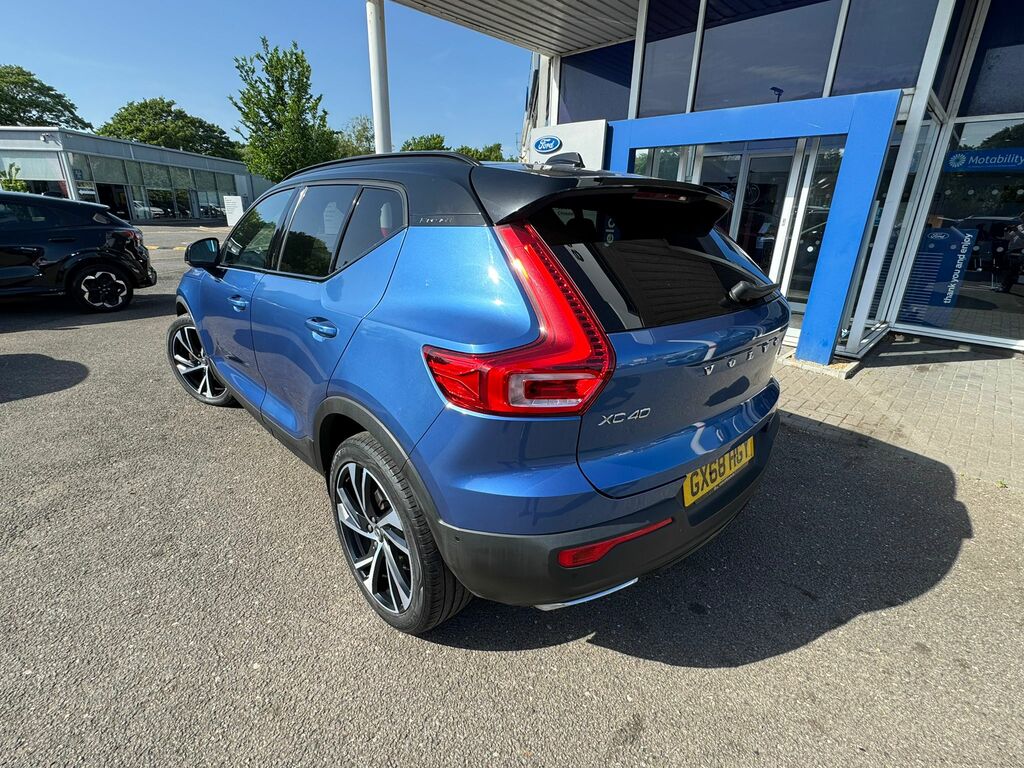 Volvo XC40 2.0 D4 First Edition Suv Awd Euro GX68HGY Blue #5