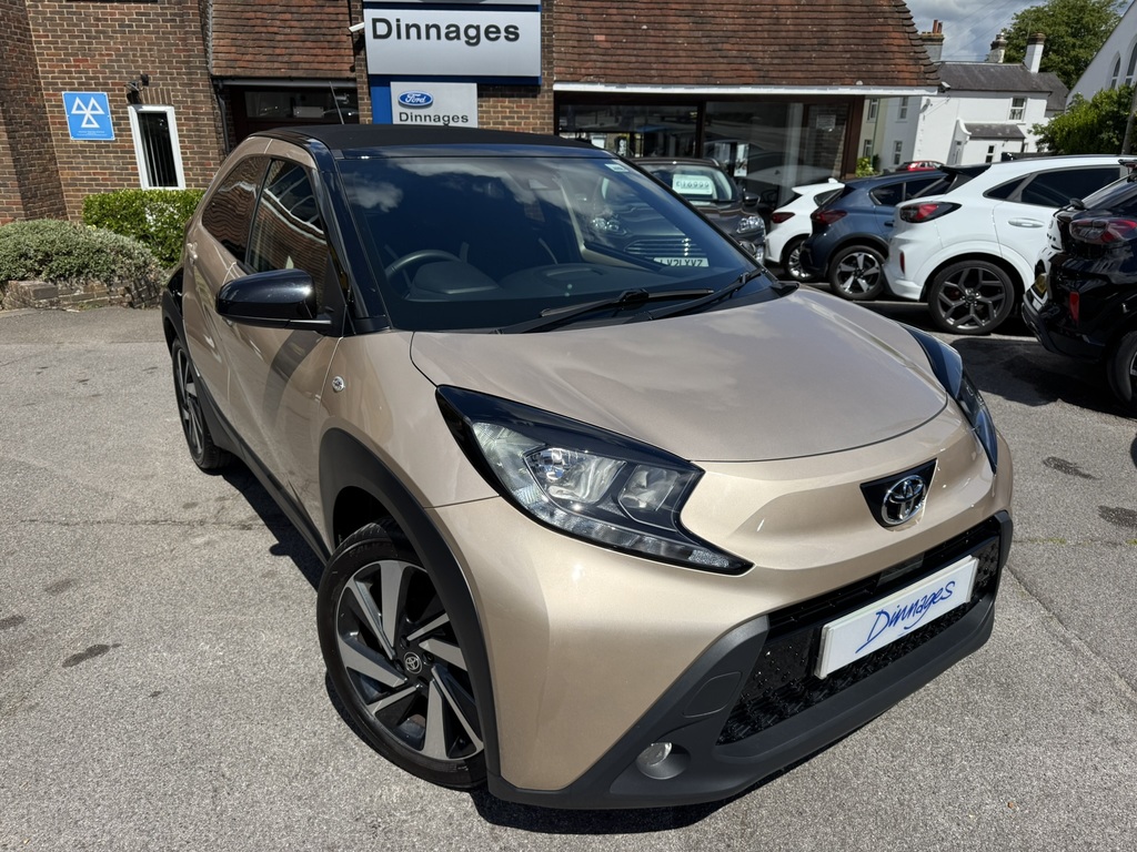 Toyota Aygo X 1.0 Vvt-i Edge Hatchback Euro 6 Beige