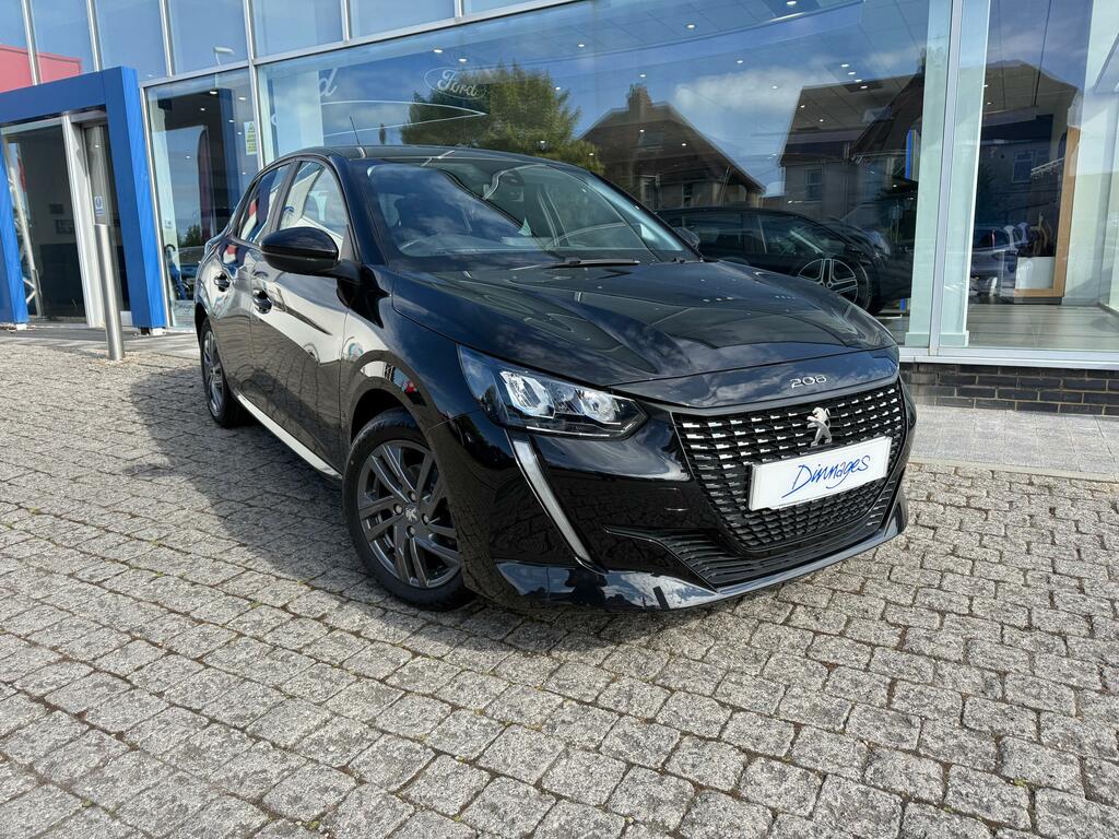 Peugeot 208 1.2 Puretech Active Premium Hatchback M Black