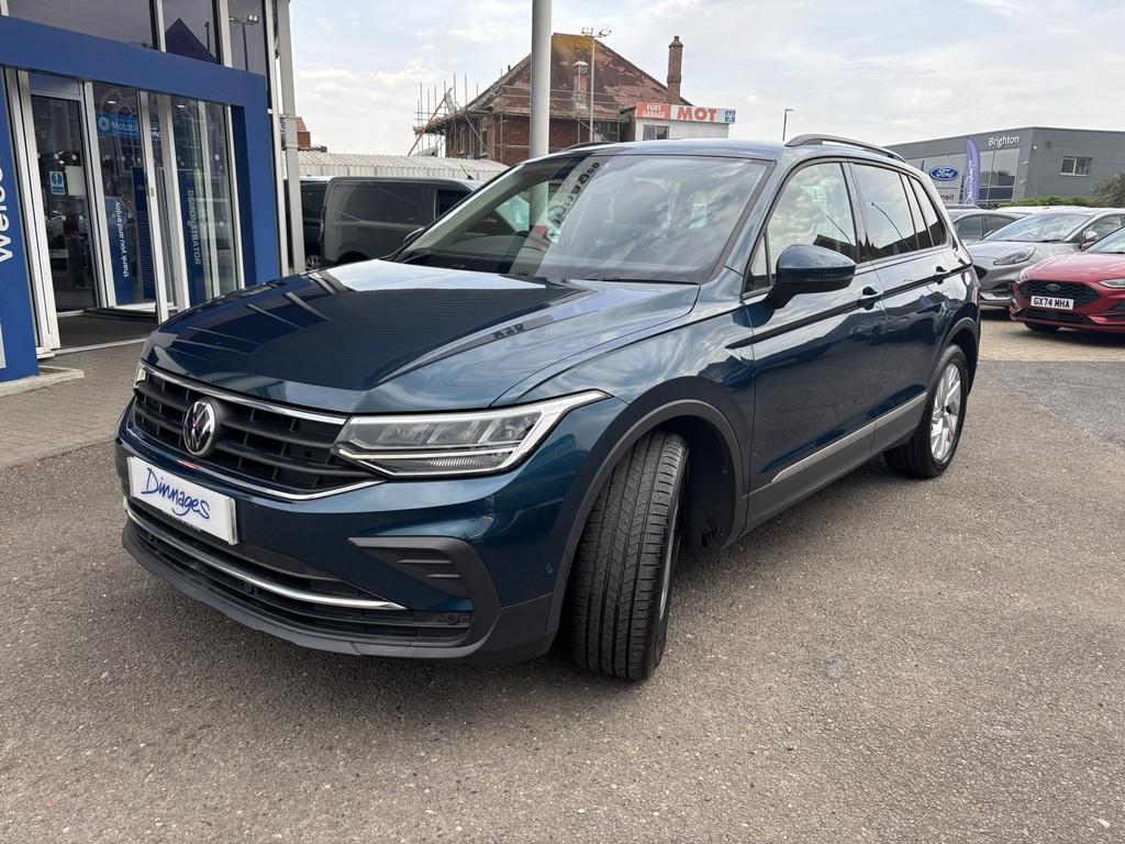 Volkswagen Tiguan 1.5 Tsi Life Suv Dsg Euro 6 Ss 150 GD21XNP Blue #3