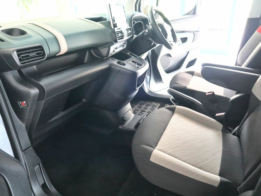 Citroen Berlingo 1.5 Flair Xtr M Bluehdi Combi NY73LHU Grey #4