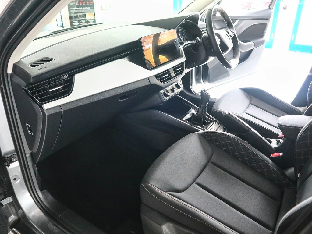 Skoda Kamiq 1.5 Se Drive Tsi SK72YDM Grey #4