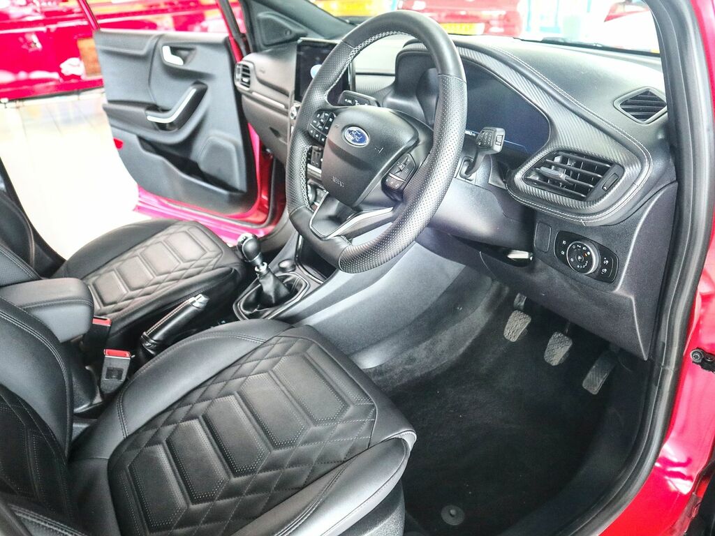Ford Puma 1.0 St-line Vignale Ecoboost Mhev YR72UOL Red #3