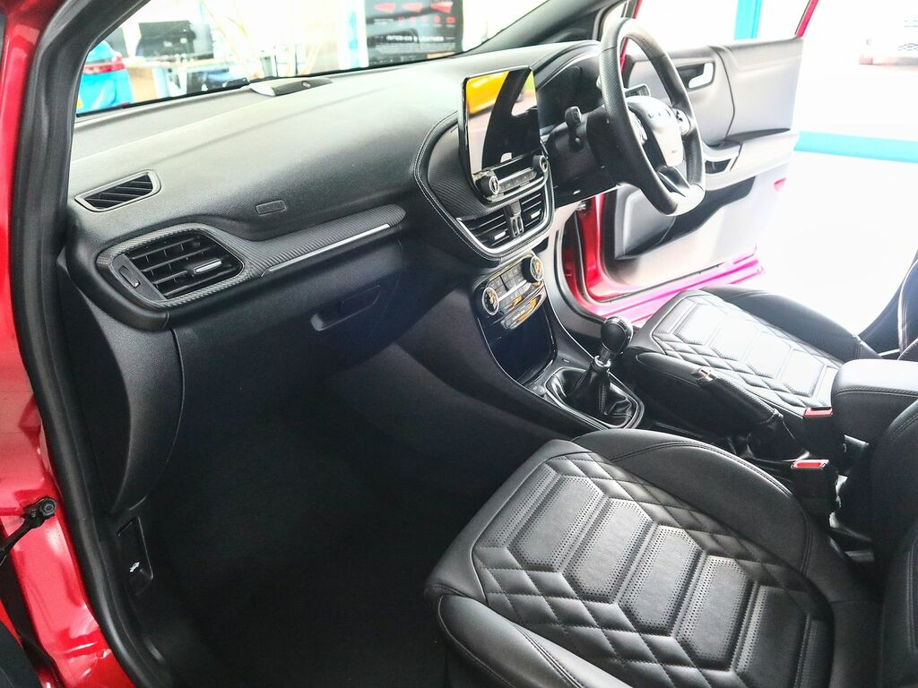 Ford Puma 1.0 St-line Vignale Ecoboost Mhev YR72UOL Red #4