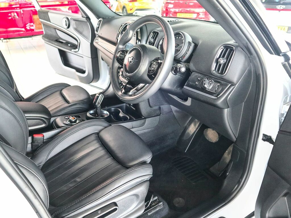 Mini Countryman 2.0 Cooper S All4 EA69YRZ Red #3