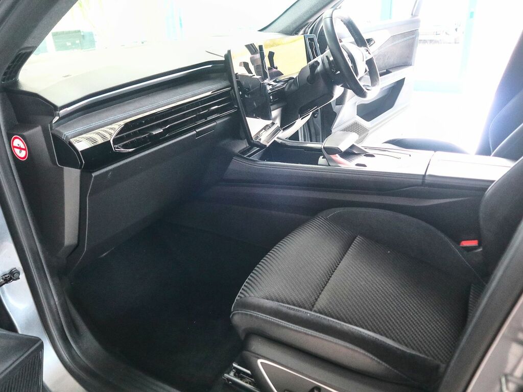 Renault Austral 1.2 Techno Esprit Alpine E-tech PJ73UCL Black #4