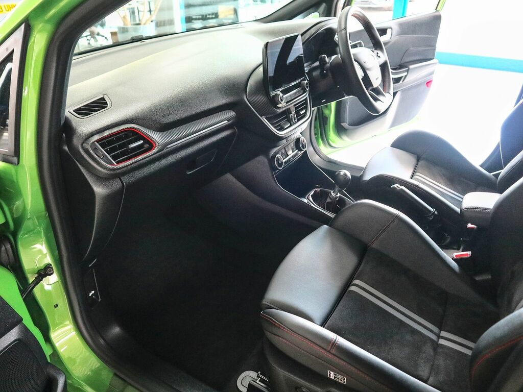 Ford Fiesta 1.5 St-3 Ecoboost MM73KSU Green #4