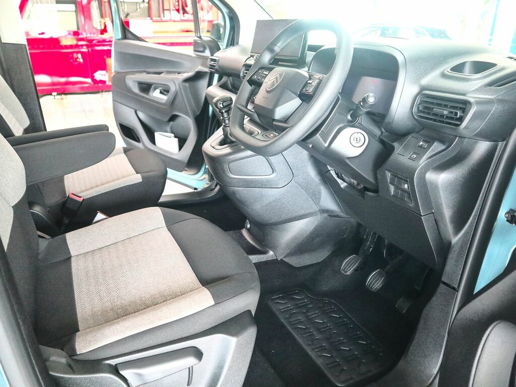 Citroen Berlingo 1.2 Plus M Puretech Combi Van Double Cab PY24EYJ Blue #3