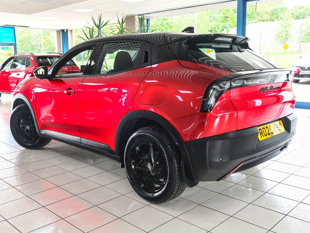 Alfa Romeo Junior 1.2 Ibrida Tb Mhev E-dct R025UHK Red #2