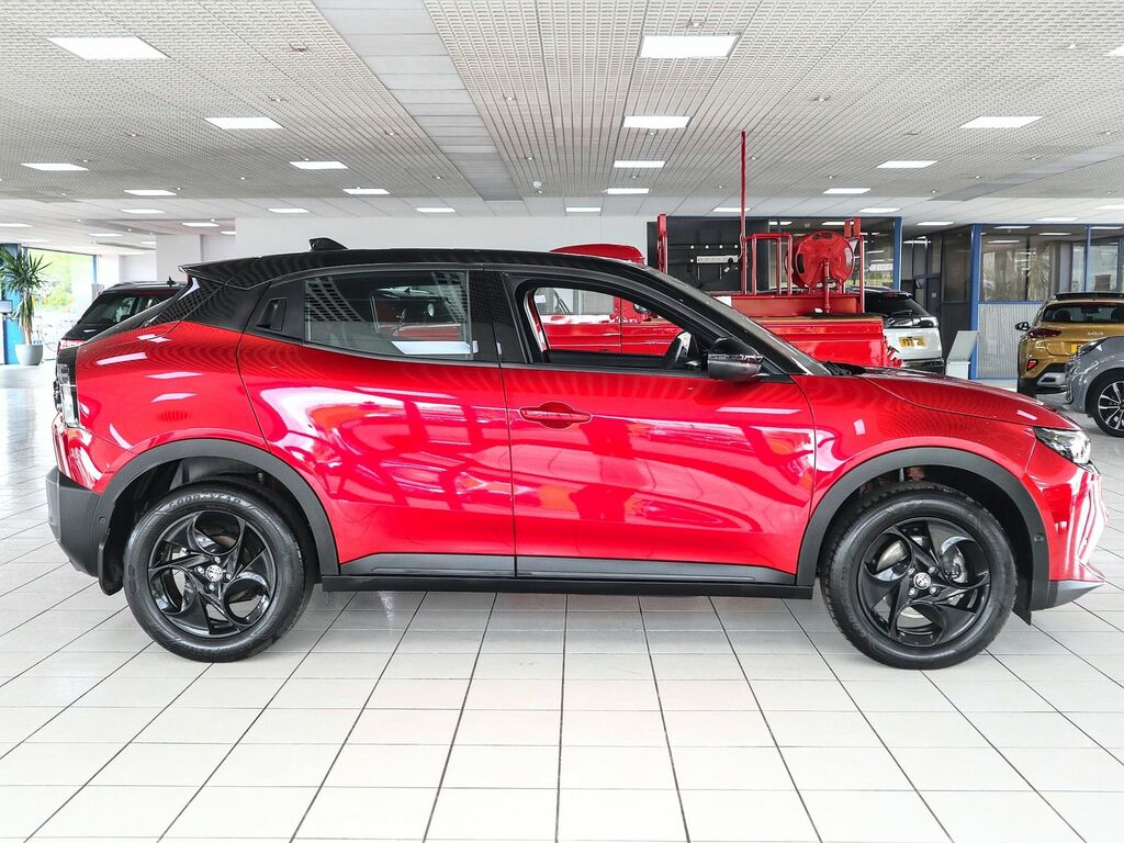 Alfa Romeo Junior 1.2 Ibrida Tb Mhev E-dct R025UHK Red #6