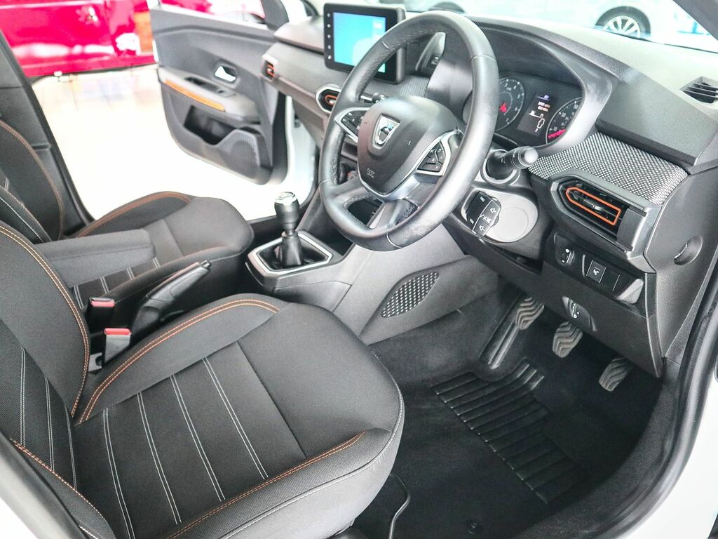 Dacia Sandero Stepway 1.0 Comfort Tce AV72FSL White #3