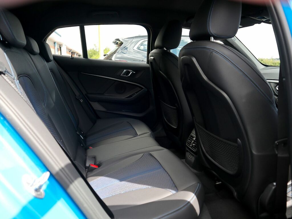 BMW 1 Series 1.5 116D M Sport Blue #4