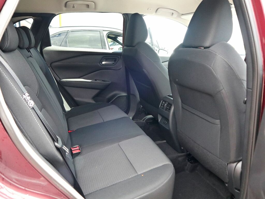 Nissan Qashqai 1.5 N-connecta E-power Hybrid LB72UGP Red #4