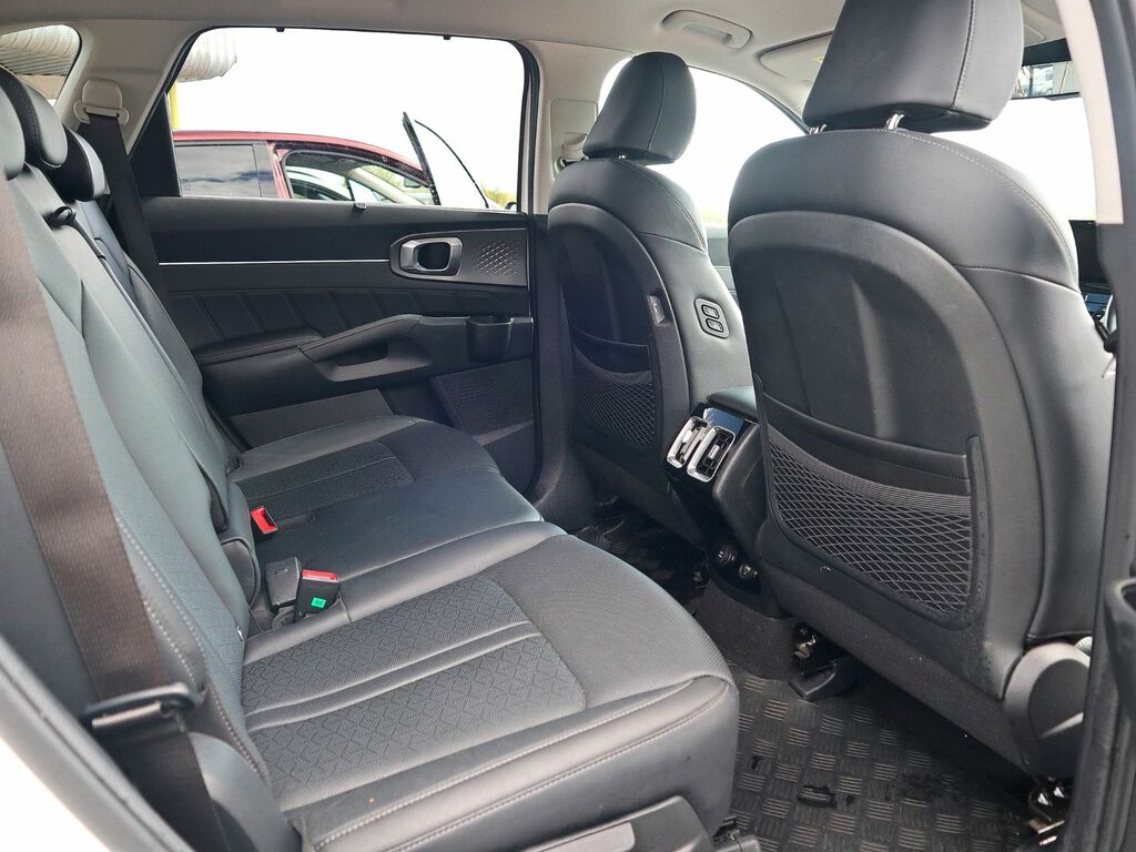 Kia Sorento 2.2 3 Crdi Awd White #4