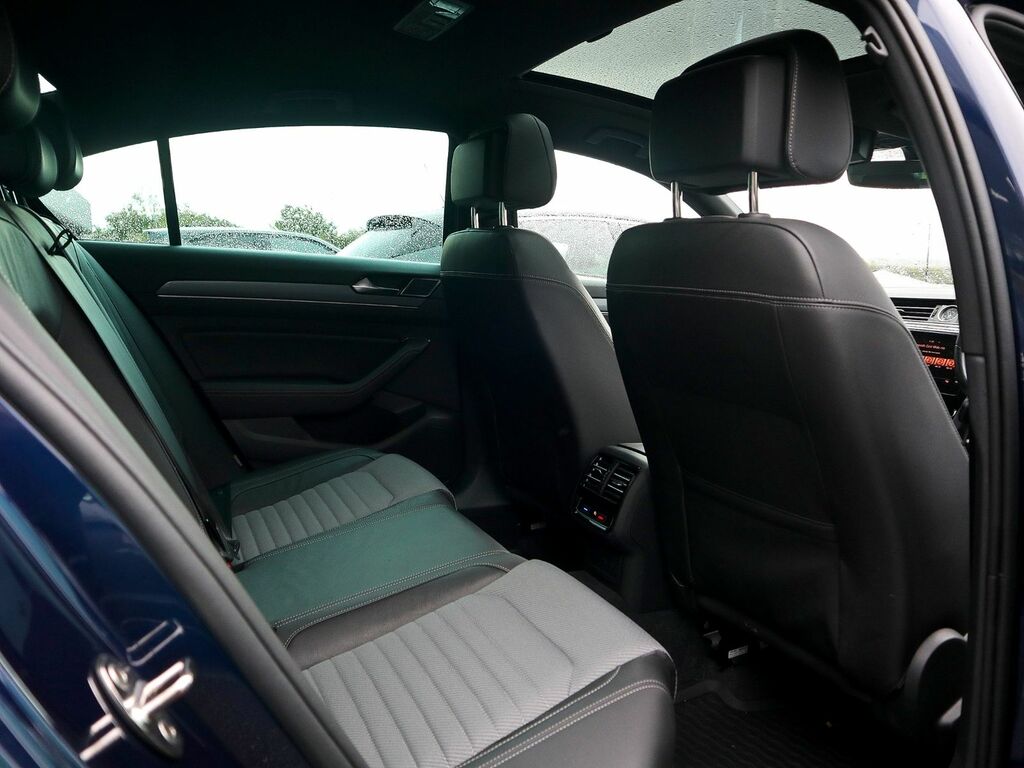Volkswagen Passat 2.0 R Line Tdi 190 Blue #4