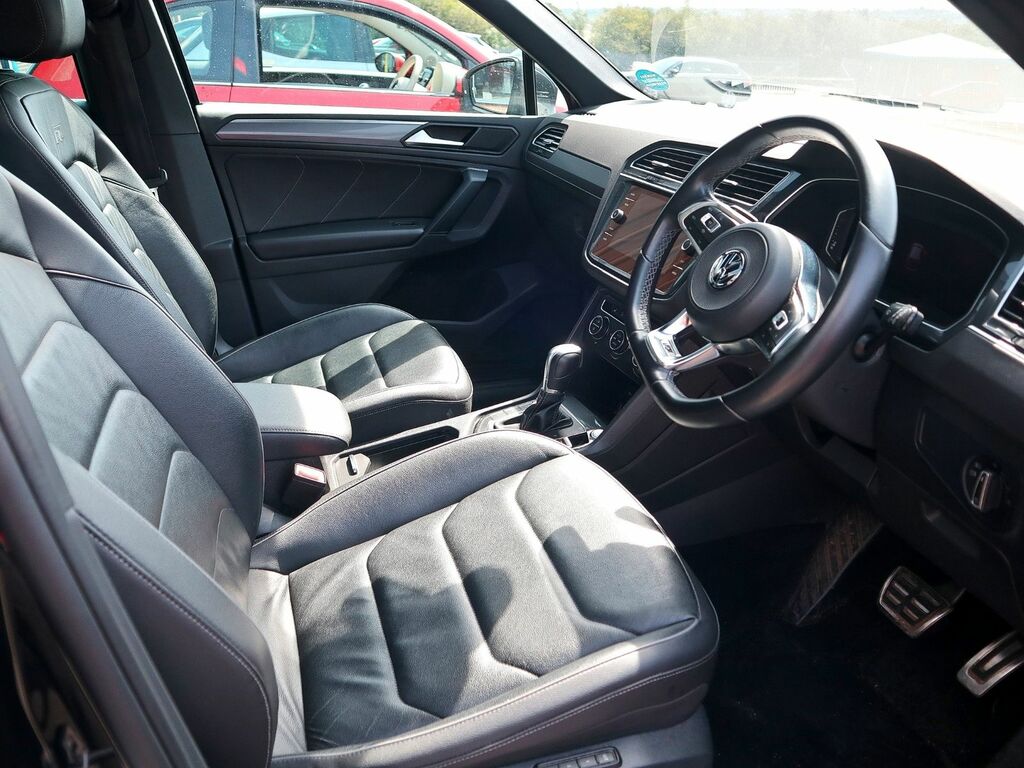 Volkswagen Tiguan 2.0 R-line Tech Tdi Dsg YT19GRN Black #3