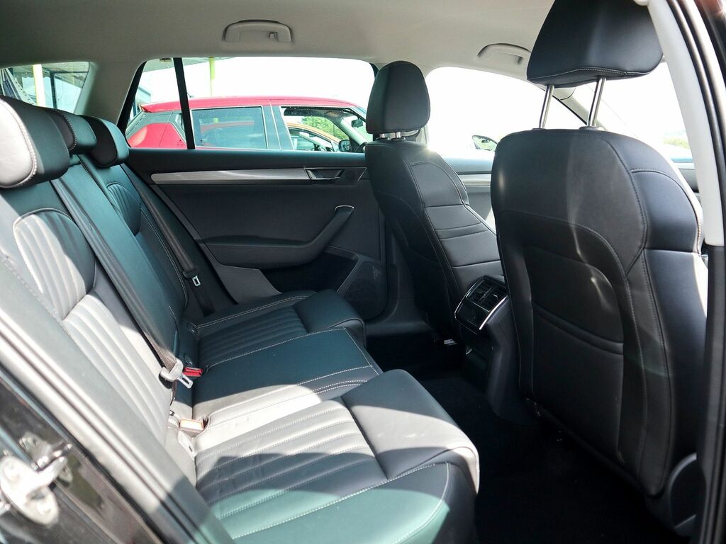 Skoda Superb 2.0 Se L Tdi Dsg SA23RPV Black #4