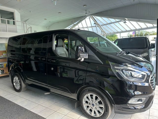 Ford Tourneo Custom 2.0 310 Ecoblue Titanium Black #2