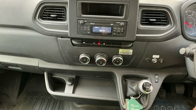 Nissan NV400 Dci 33 Tekna Panel White #6