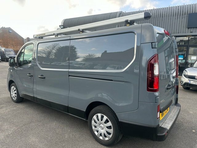 Nissan NV300 2.0 Dci 30 Acenta Grey #3