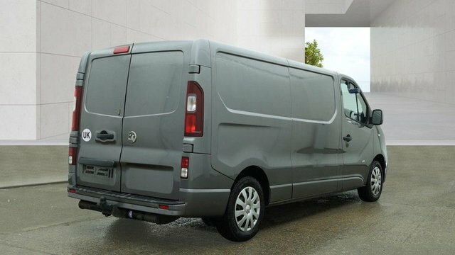 Vauxhall Vivaro 1.6 Cdti 2900 Biturbo RA16FKS Grey #5
