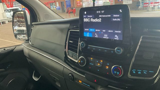 Ford Tourneo Custom 2.0 320 Ecoblue Titanium Silver #4